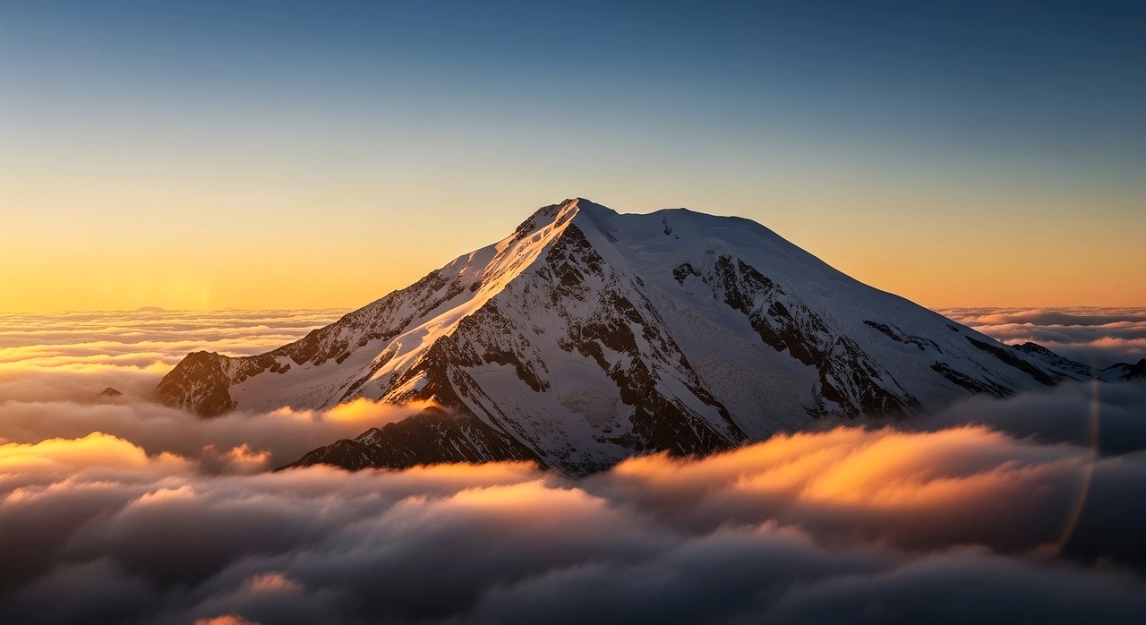 贡嘎雪山实拍图 4